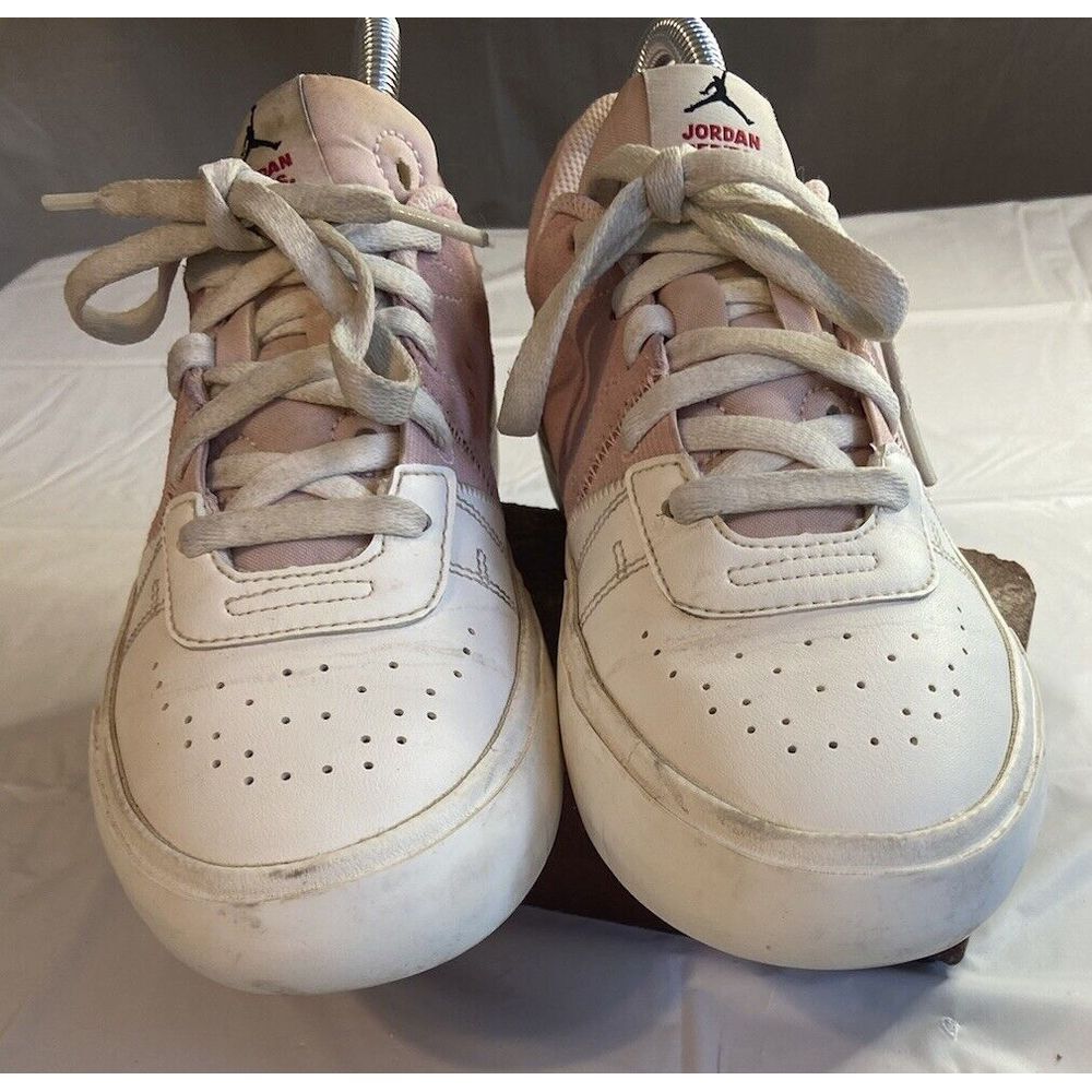 Women's Nike Jordon Serise Es Atomsphere Pink & W… - image 6